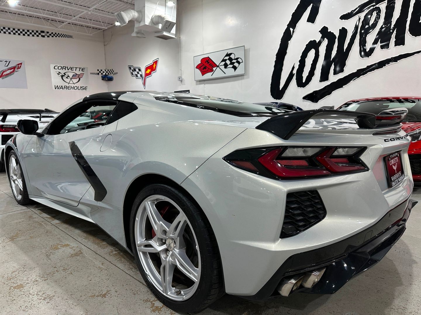 2021 [GSJ] Silver Flare Metallic Chevrolet Corvette   | C8 Corvette Photo 5