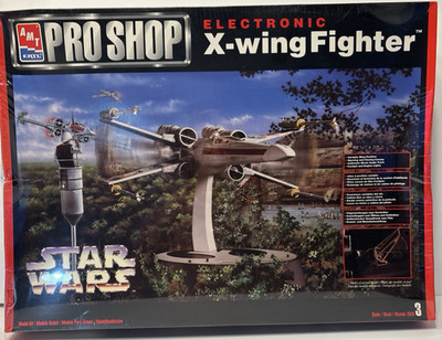 AMT ERTL Pro Shop Star Wars Electronic X-Wing Fighter Model Kit Sealed 1998 8585