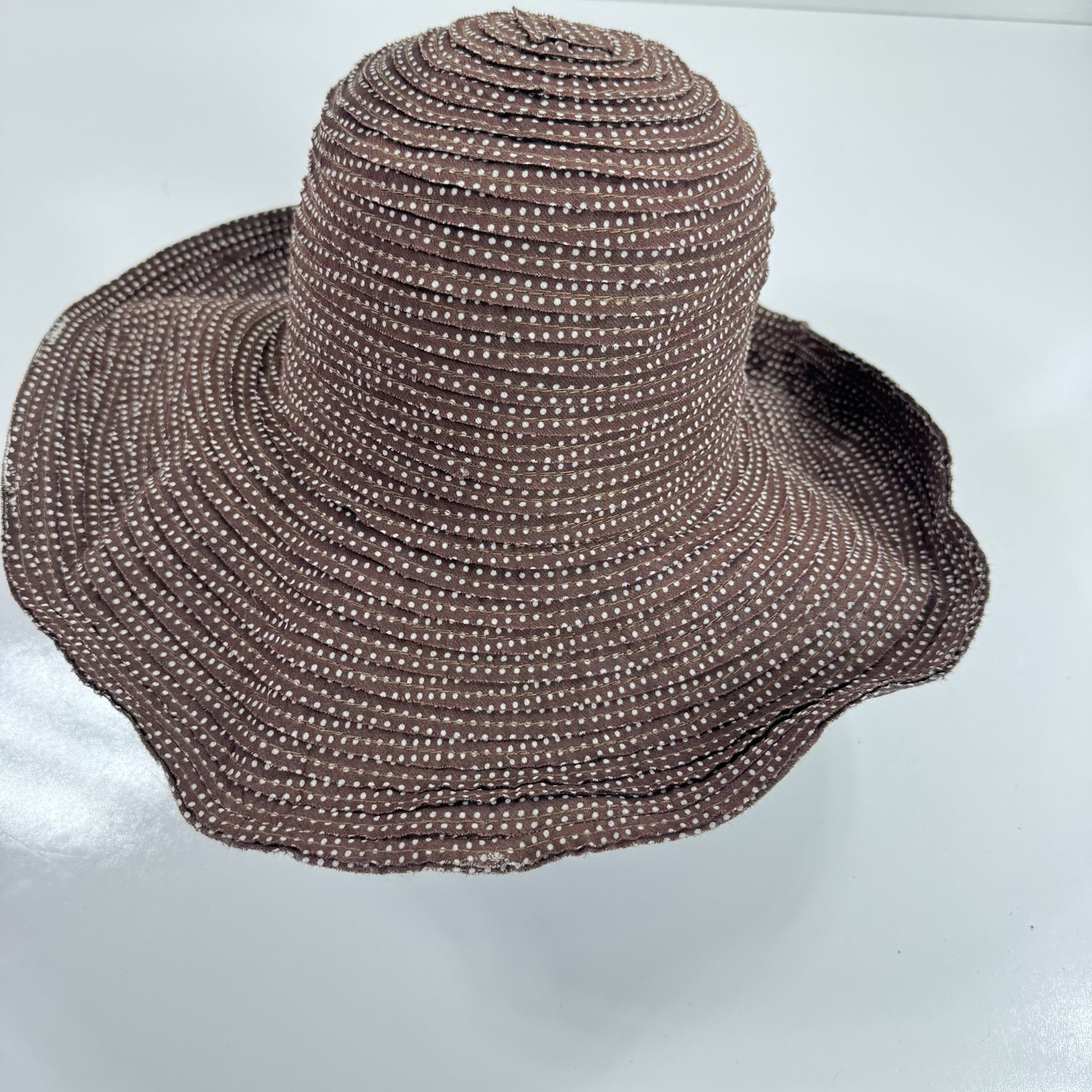 Wallaroo Hat Co Scrunchie Poseable Brim Brown Whi… - image 10
