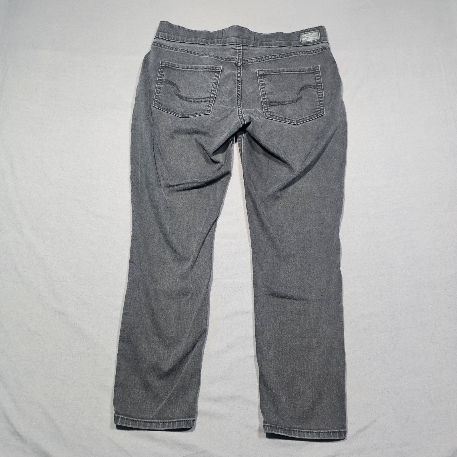 Signature Levi Strauss Totally Shaping Pull-On Skinny Black Womens Denim 12S  thumbnail 3