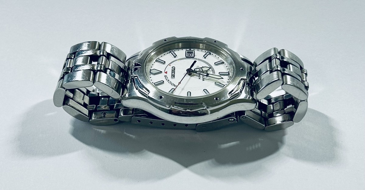 Seiko Kinetic Watch - 100M Water Resistant - 5M42-OH19 - Watch