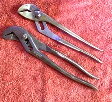 2 Proto pliers 240 and 245