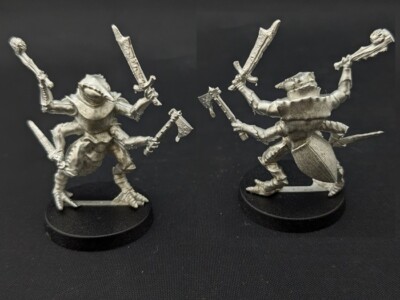 Aspis Insectoid w/4 Weapons by 5th Field Fantasy Miniatures or Thri-Kreen