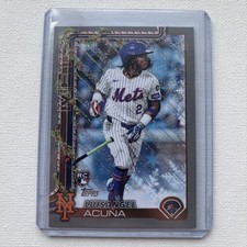 2025 Topps Holiday - Luisangel Acuna Rookie Card Holiday Silver Glitter #H113