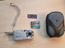 Sony Cyber-shot DSC-P200 7.2MP Digital Camera Silver -NO CHARGER - READ DESC