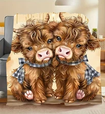Highland Cow Themed Throw Blanket | Fashionable, All-Season Fleece Blanket