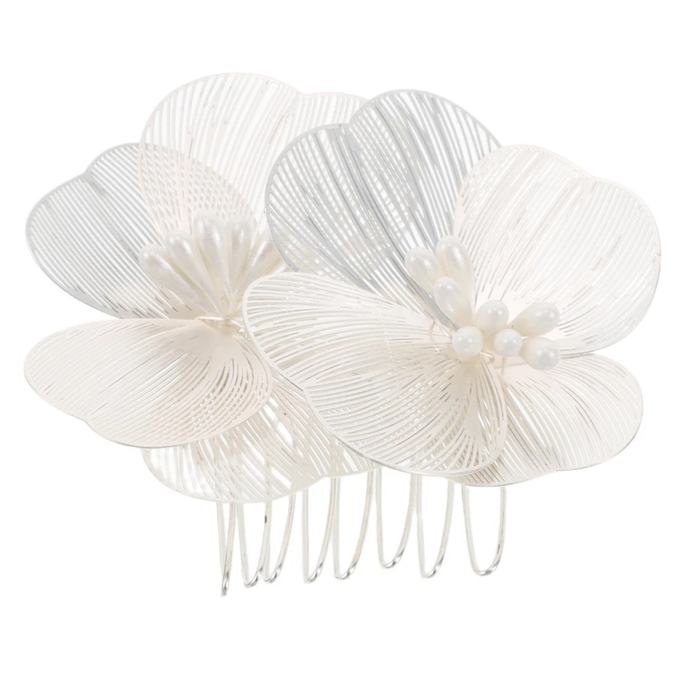 Acconciature da sposa argento esagerati peli petali pettina - Immagine 2 di 4