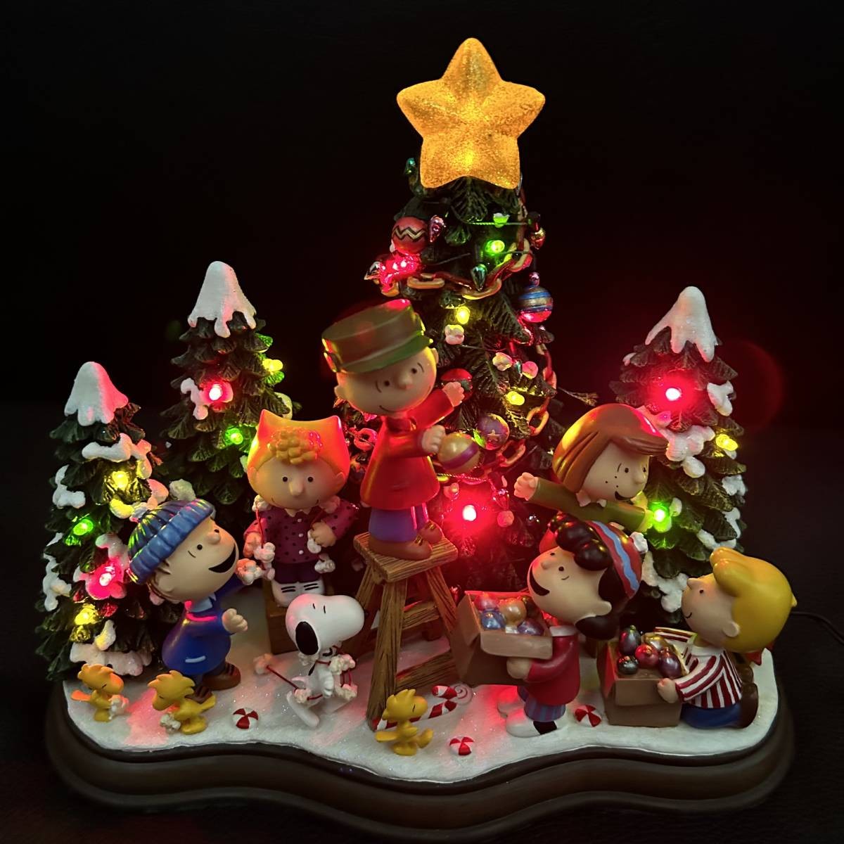 10/7まで値下げ ダンバリーミント スヌーピー クリスマス ライトアップ Danbury Mint Charlie Brown Snoopy Peanuts Christmas time is