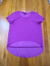 Ann Taylor Tulip Hem Short Sleeve Blouse Fuscia Magenta Pink Round Neck