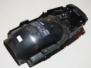 ORIGINAL BMW R1100RT R1100R R1100RS R850R R850RT HINTERE UNTERLAGE SCHLÜSSELSCHUTZ KOTFLÜGEL