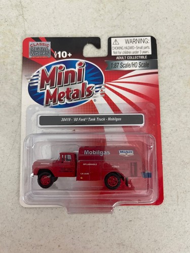 CMW Mini Metals '60 1960 Ford Tank Truck Mobilgas 1:87 HO Scale Item No. 30419