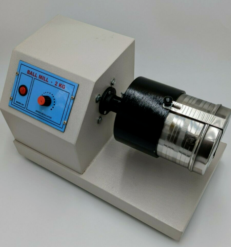 Mulino a sfere da laboratorio 110 V 2 kg sfere SS resistenti 10 (15 mm) e 35 (8 mm) - Foto 4 di 5