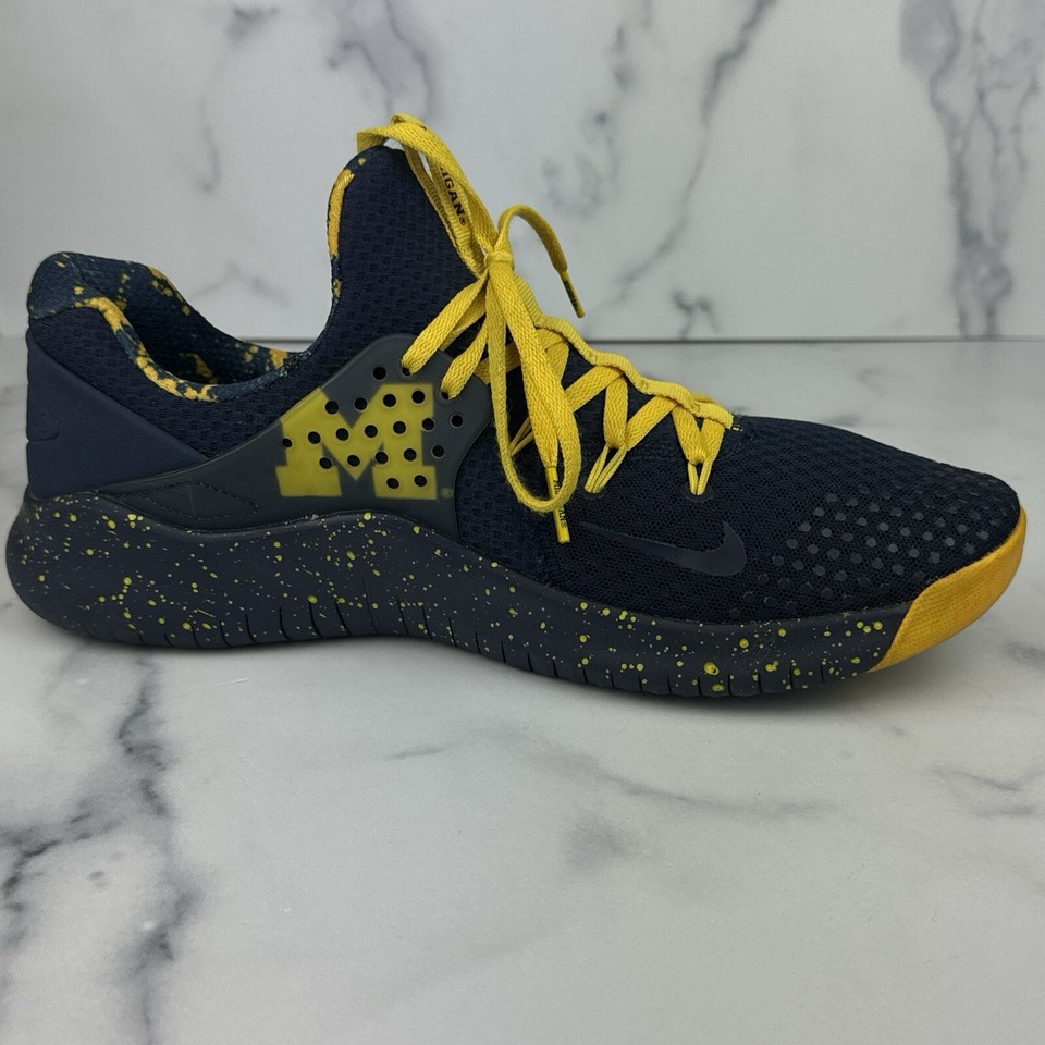 Nike Free TR 8 Michigan Wolverines Sneakers Trainers Sz 11 Excellent