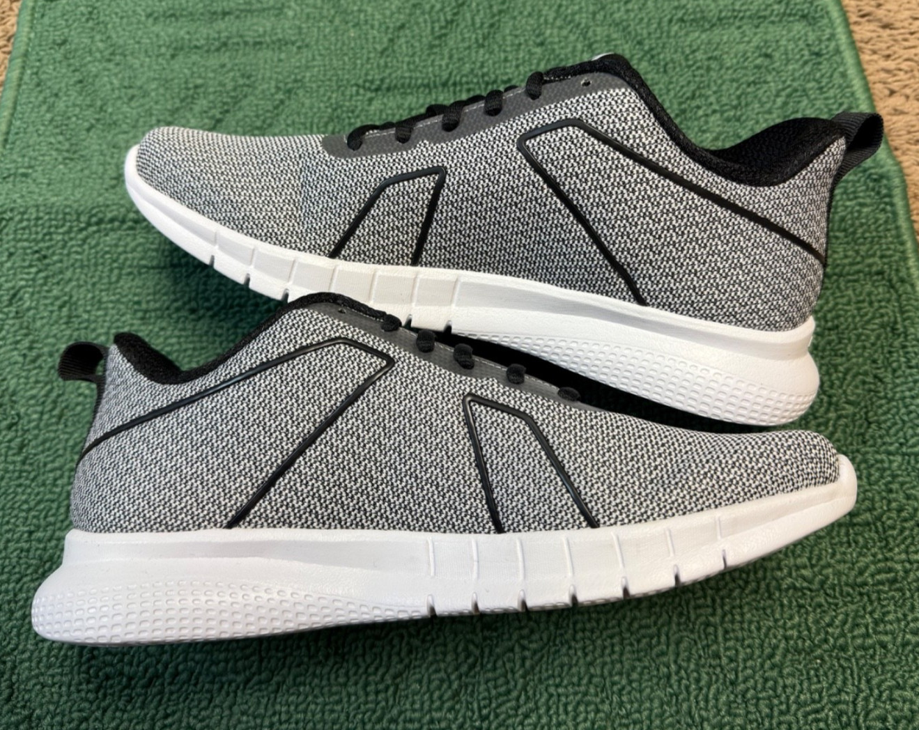 Reebok Memory Tech Instalite Pro HTHR Women's Sneakers CN1416 thumbnail 2