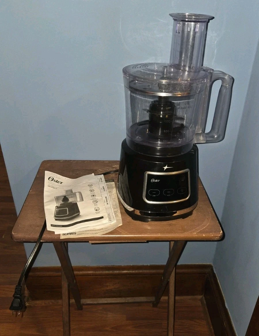 Oster 10-Cup Touch Screen Food Processor model FPSTFPMP-TS MINT and Complete!
Opens in a new window
