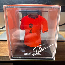 KNVB Netherlands 2026 Home Jersey Mini Display Virgil van Dijk #4
