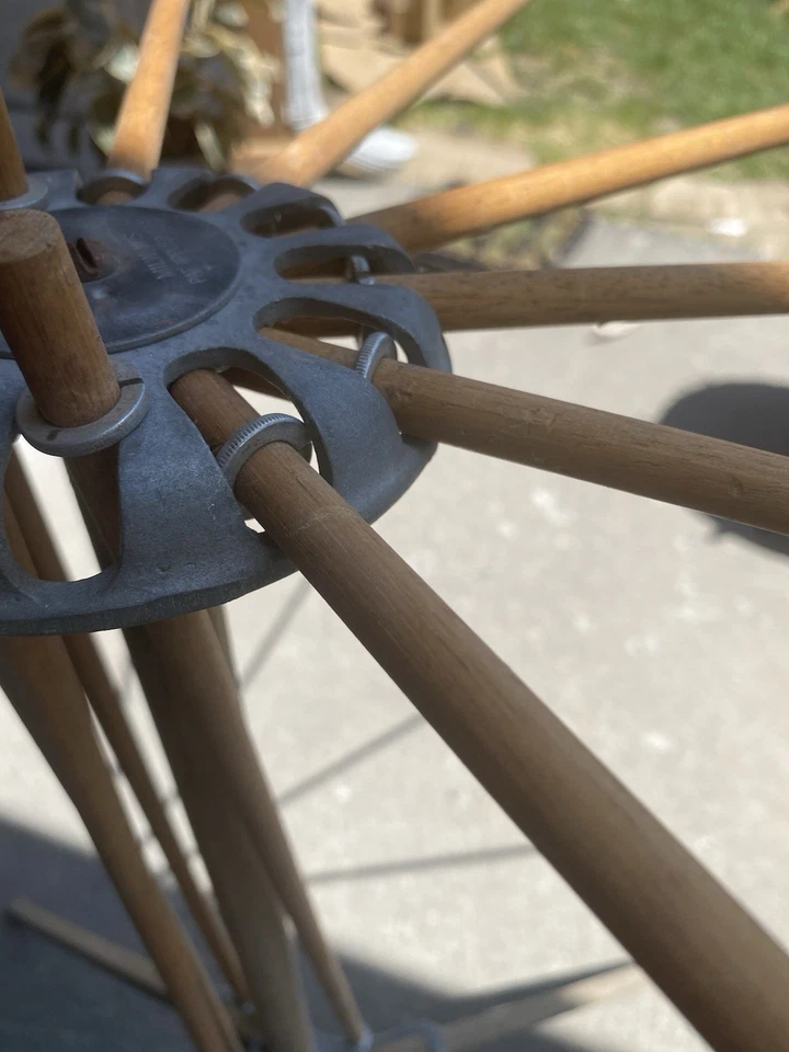 Antique ARTMOORE WOOD & METAL Tripod 12 ARM CLOTHES DRYING RACK FARMHOUSE - Image 4 of 4