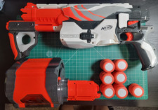 Nerf Vortex Pyragon Disc Blaster With Drum Magazine and Discs