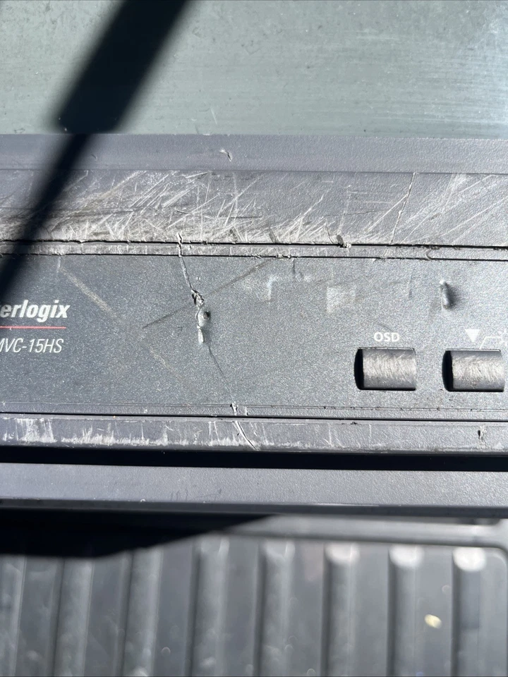 Monitor de video a color Ge Interlogix MVC-15HS 15 pulgadas CRT con conector BNC compuesto Foto 3 de 4