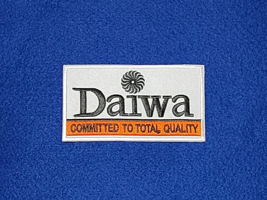 Aufnäher Patches Daiwa Fishing Angling Patch Sew / Iron On Badge Committed To Total Quality (b) E Kiss My Bass - Foto 7