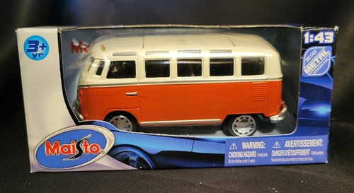 MAISTO Volkswagen Samba VW Van 1:43 Diecast Red and White #21198 NEW/read - 第 1/8 張圖片