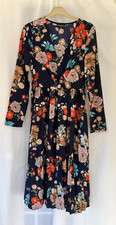 Pretty Little Thing Floral Dress  - Size 6 UK/ US 2/ EU 34  - Blue