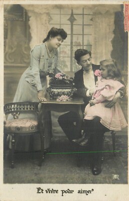CP ET VIVRE POUR LOVE - FAMILY IN SALON