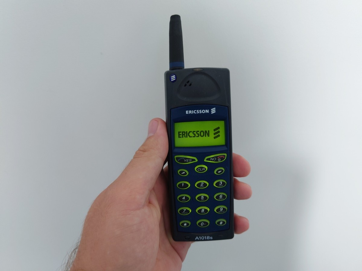 Rare Tetris ERICSSON A1018s Vintage Mobile Phone brick retro film