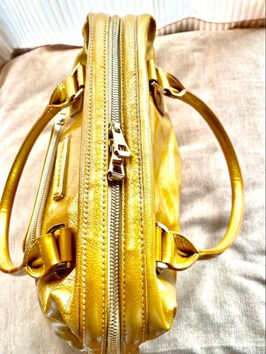 Longchamp Gold Leather Handbag Tote Bag 30x25x12 cm Shoulder Authentic - Picture 2 of 7