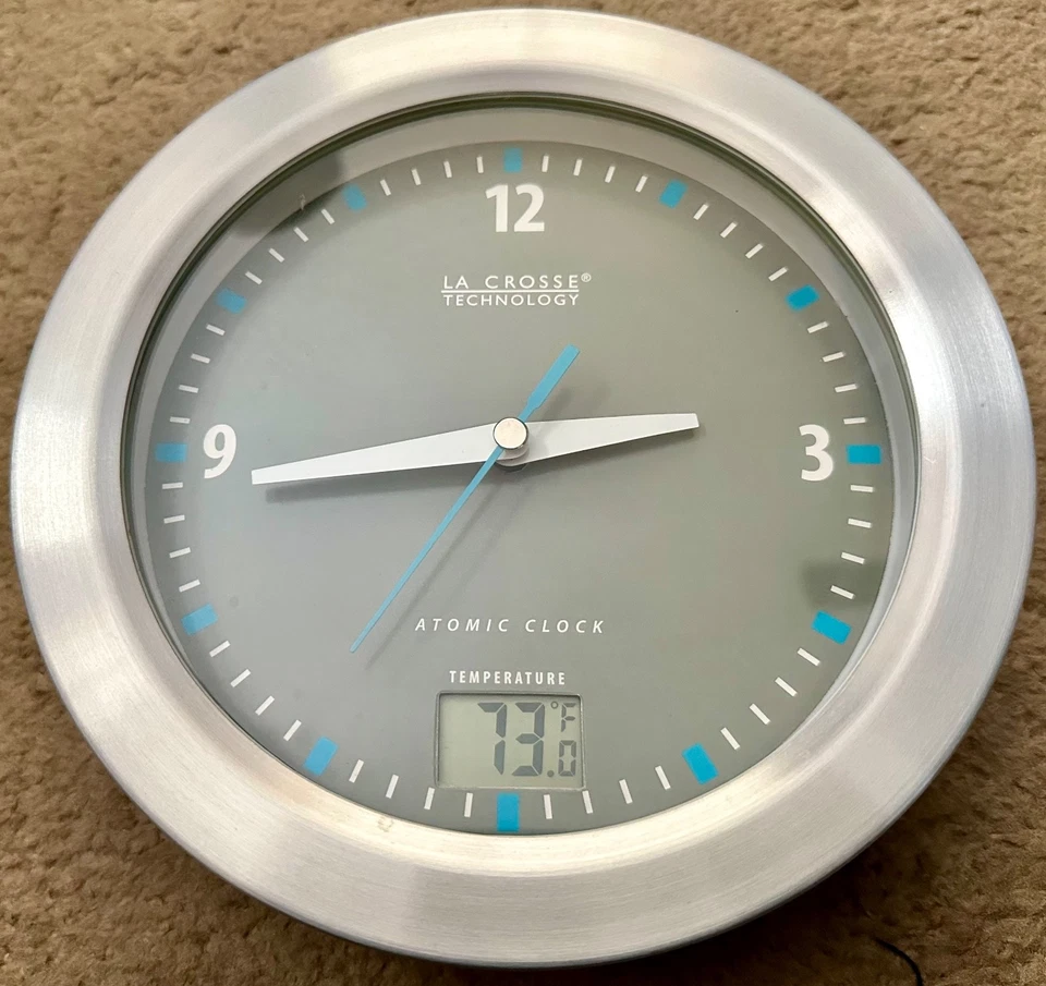 La Crosse Technology Atomic Wall or Glass Clock Thermometer Suction Cups on Back - Image 2 of 4