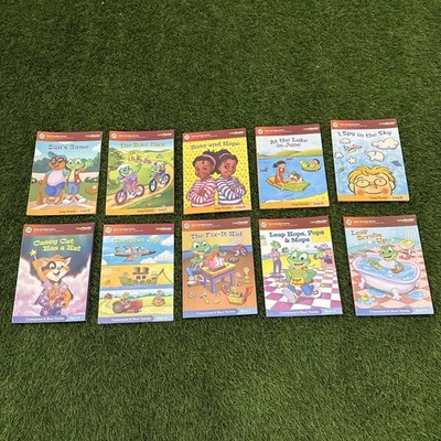 10 LeapFrog LeapReader books   TWO EARLY READING VOWEL SETS  | Updated Edition