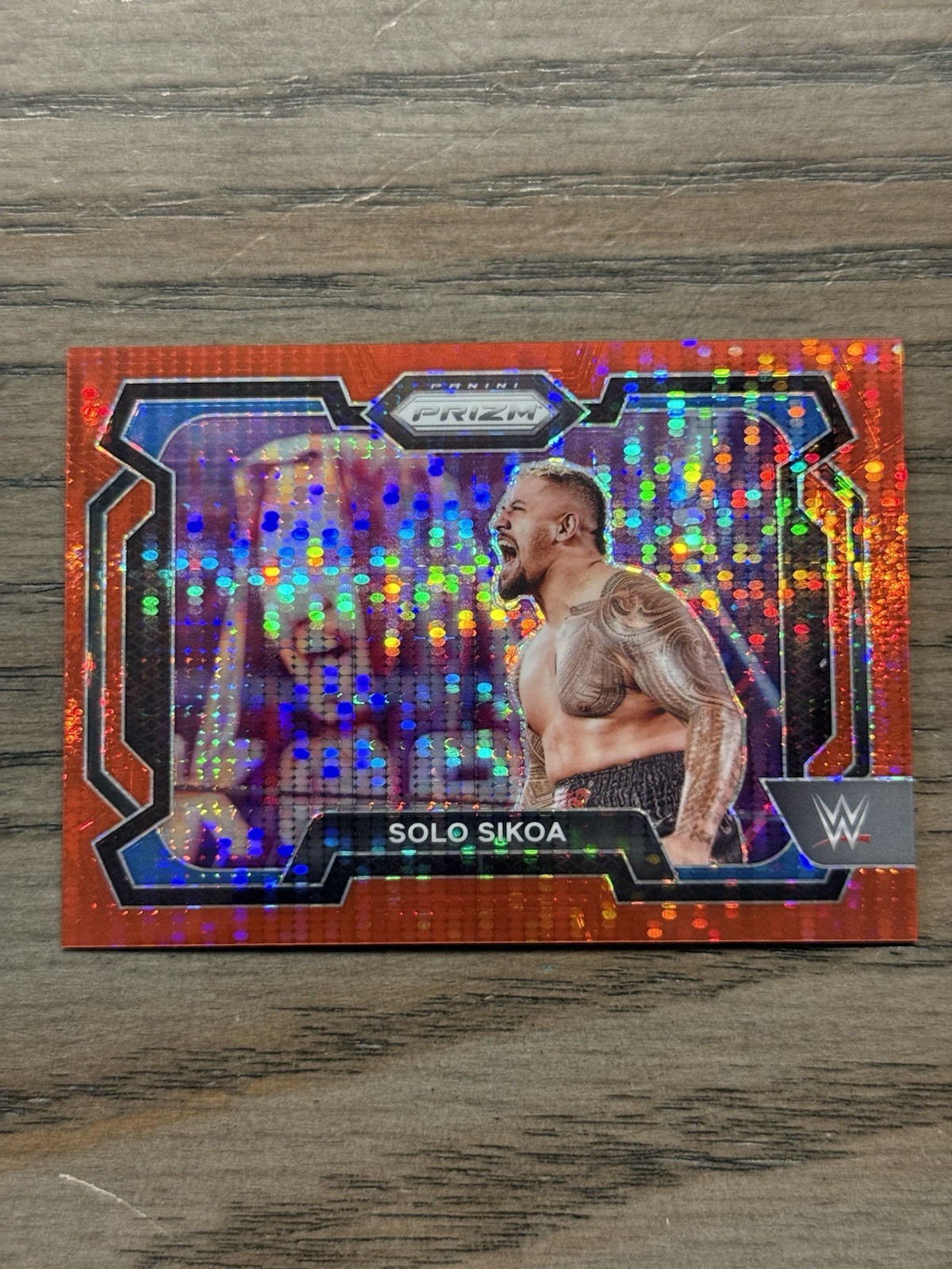 2024 WWE Panini Prizm Solo Sikoa Red Pulsar Prizms /399