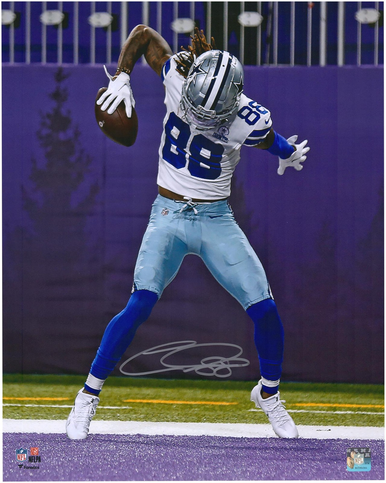 Ceedee Lamb Dallas Cowboys Signed 16" x 20" Touchdown Celebration Photo