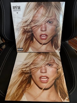 LIMITED EDITION RENEE RAPP BITE ME EXCLUSIVE MAGENTA VINYL & HAND SIGNED PRINT