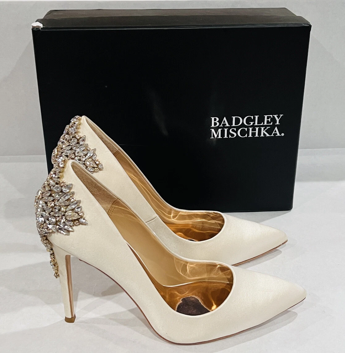 Badgley mischka gorgeous sale