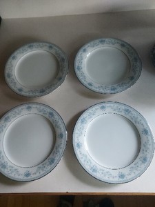 SET OF 4 NORITAKE 'Blue Hill' 8.25" Salad Plates w/Platinum Trim. #2482