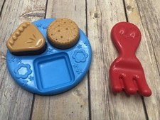 Leap Frog Berry Pie Cookie Plate Shapes  Sharing Picnic Basket Replacement Lot