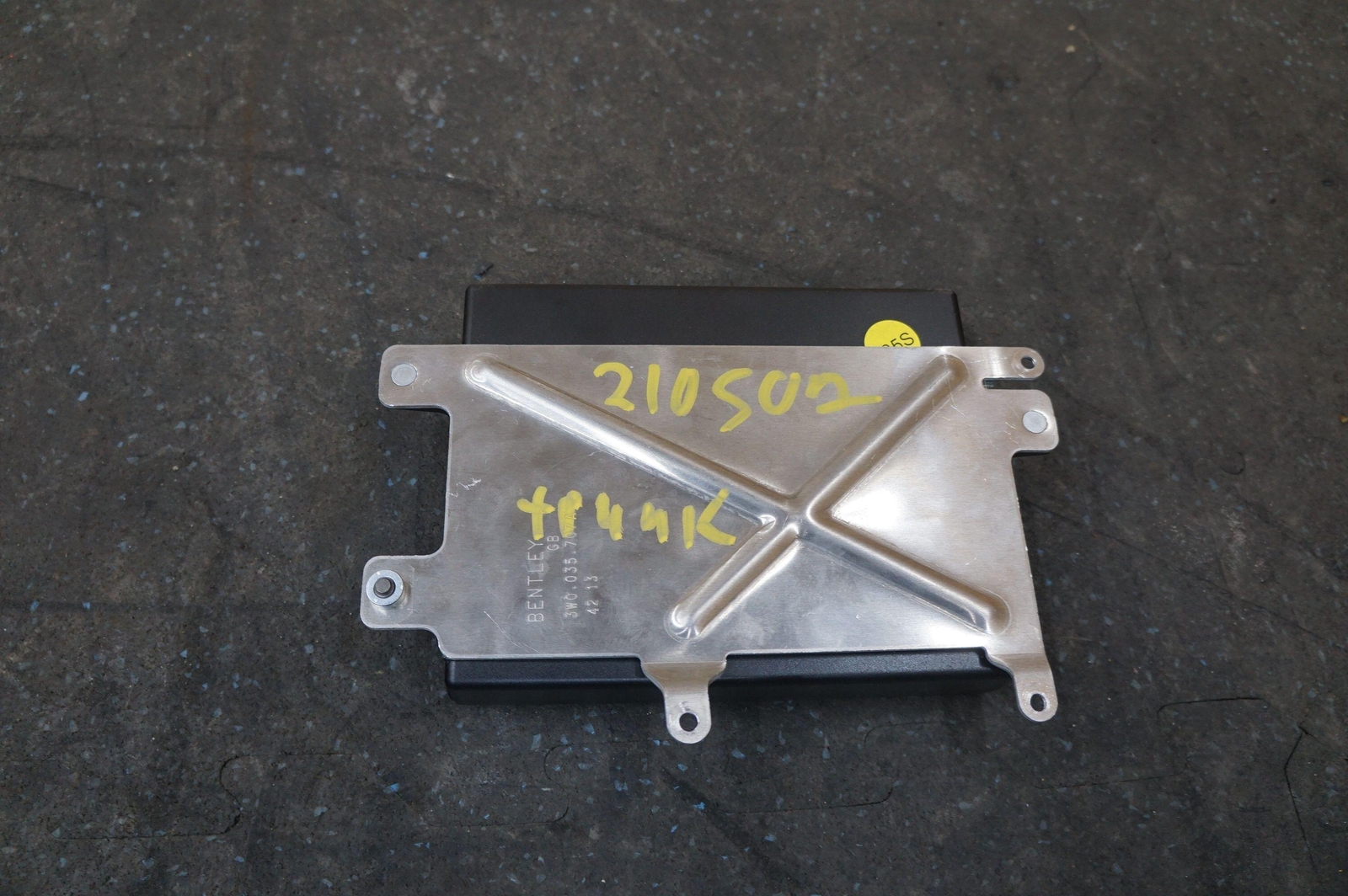 Telephone Bluetooth Control Module 3D0035730B OEM Bentley Flying Spur W12 13-18