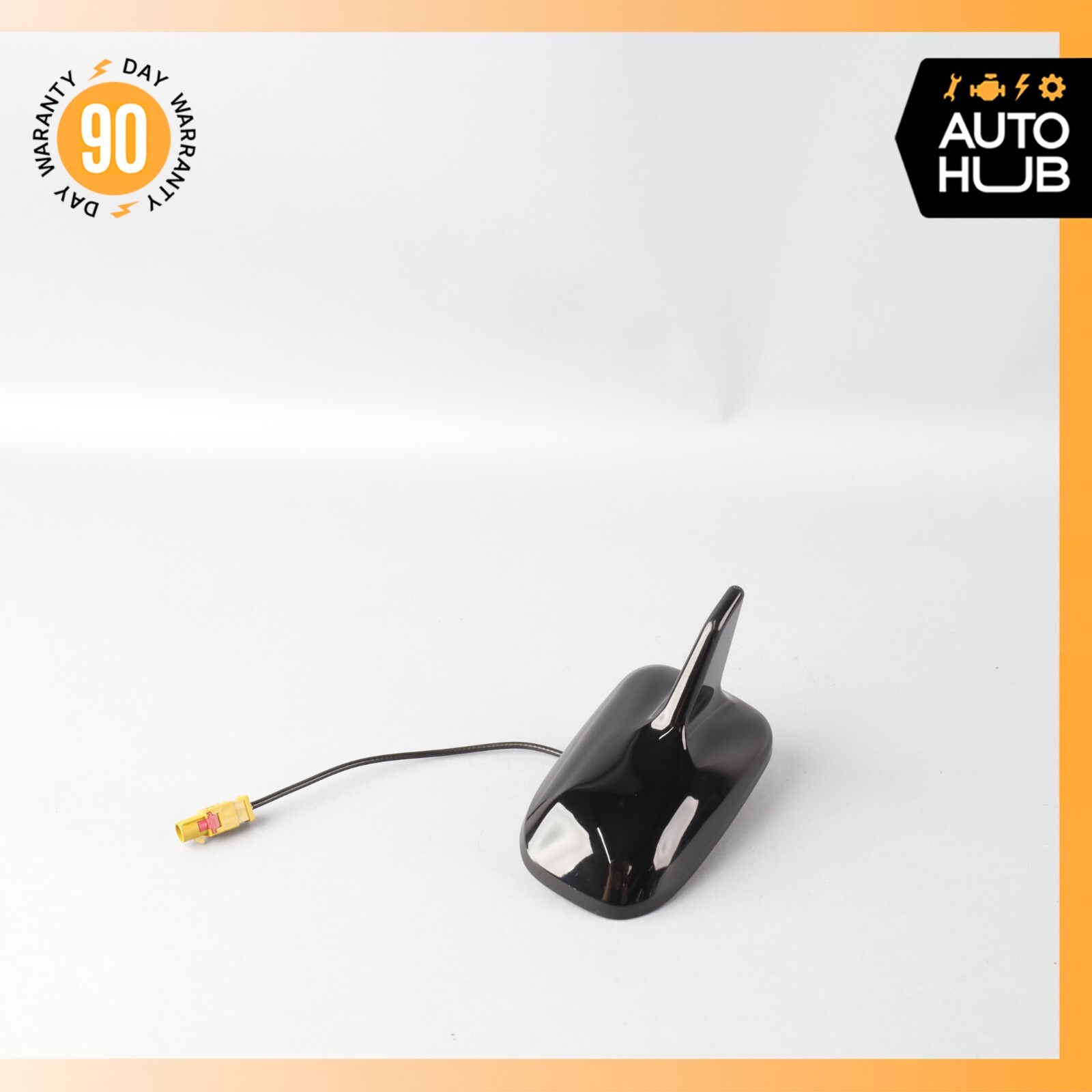 03-13 Maserati Quattroporte M139 Top Roof Shark Fin Radio Antenna GPS OEM 71k