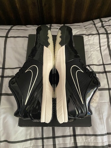 Size 11 - Nike Undefeated x Kobe 4 Protro Black Mamba - Picture 4 of 8