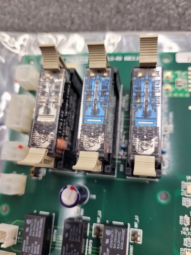 Hitachi Laser CNC Laser Cutting Relay Control Board EXHLS-R0 68E3.341995 - Picture 7 of 11