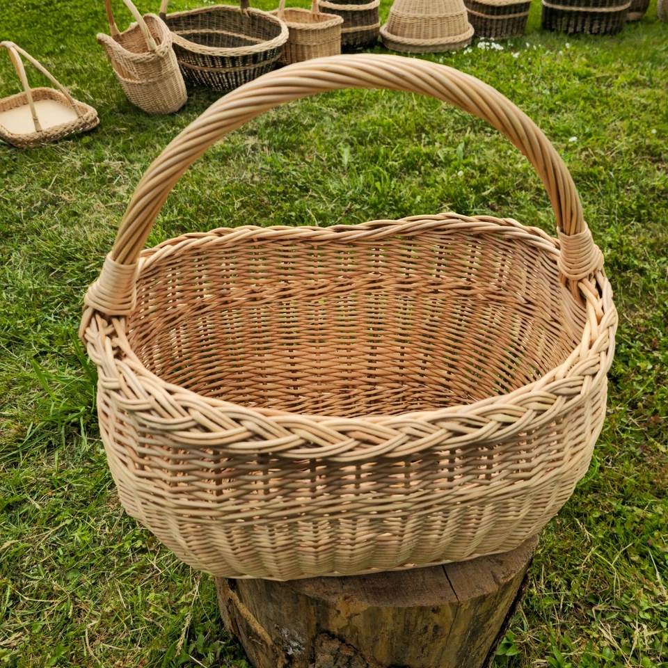 Large Handwoven Wicker Basket – Oval Willow Storage Basket with Handle - Image 3 of 3