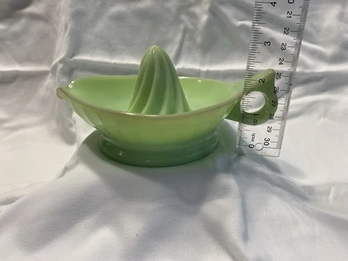 Early Vintage Jadeite Uranium Jeanette Glass Juice Reamer Loop Handle & Spout