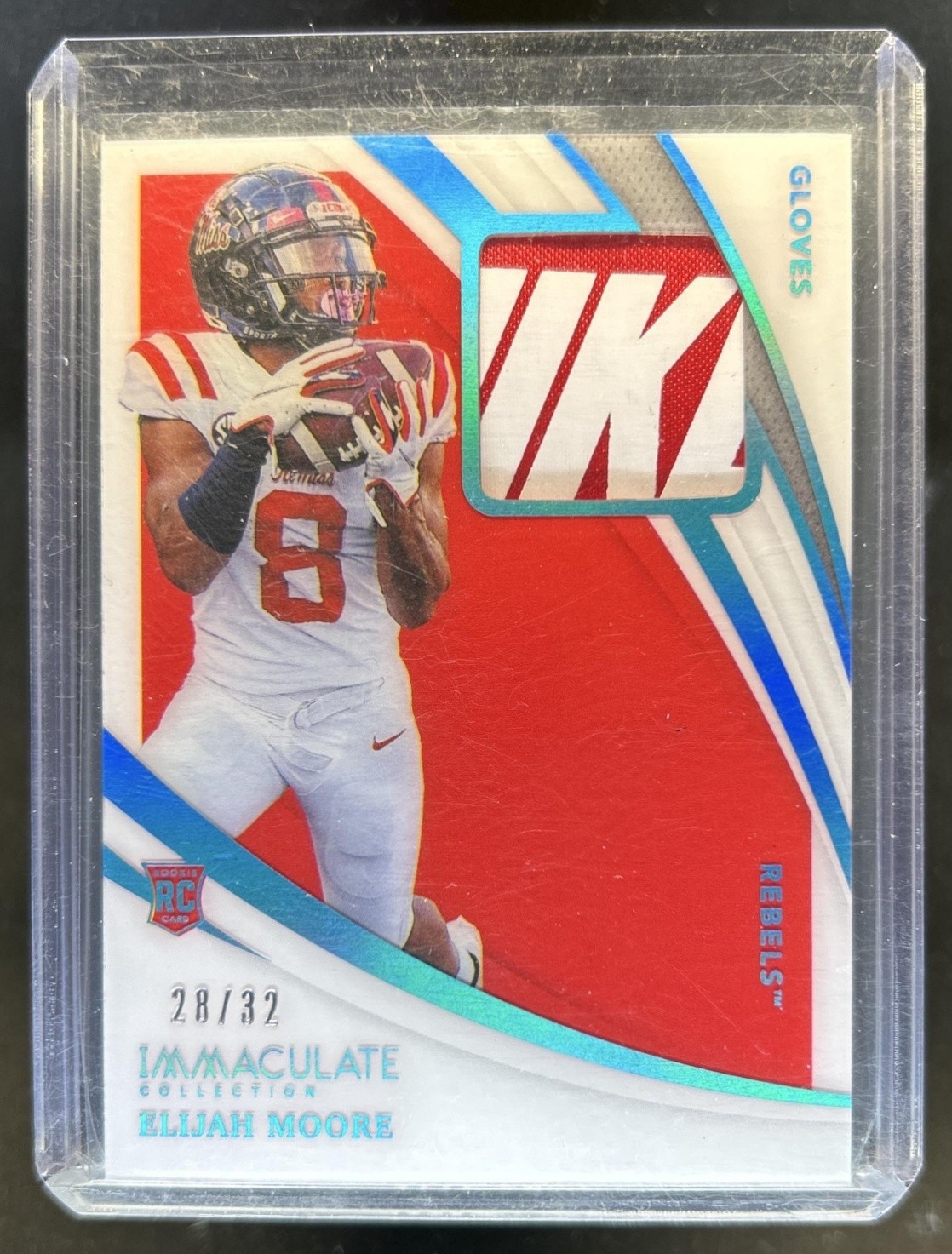 Elijah Moore Panini Immaculate Collection Collegiate Immaculate Gloves #EM Prime