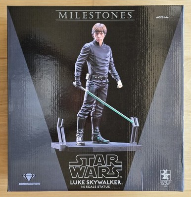 Star Wars: Milestones - Luke Skywalker 1:6 Scale Statue by Gentle Giant