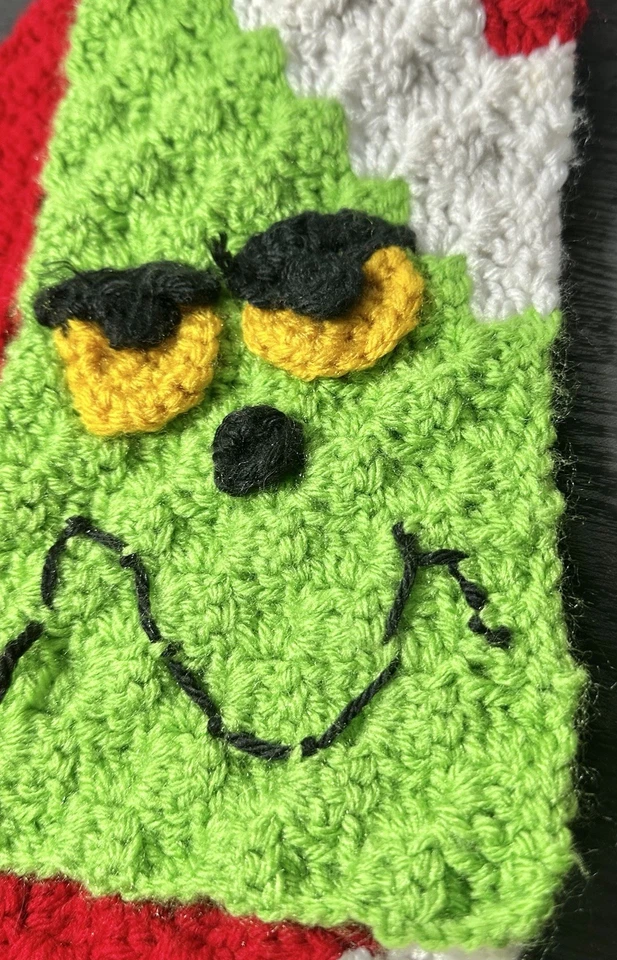 Bufanda tejida Dr Seuss The Grinch hecha a mano hilo tejido rojo vintage años 90’s 80’s crochet Foto 4 de 4