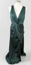 Lulu  s Perfect Refinement Emerald Satin Sleeveless Pleated Maxi Dress Medium NWT