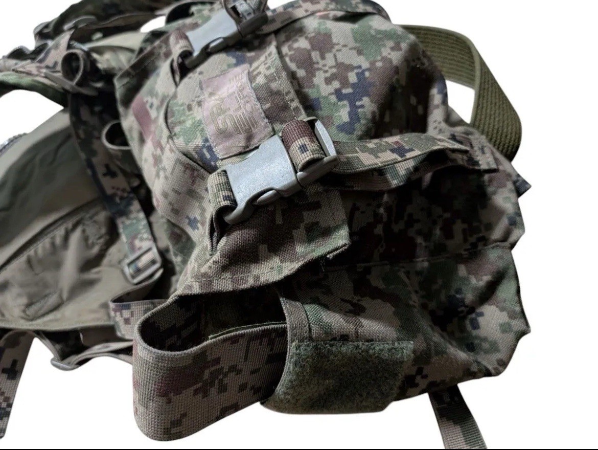SRVV ロシア SURPAT プットバック 実物 Rare SRVV SOBR-2 Chest Rig Surpat Camo Russian Special Forces