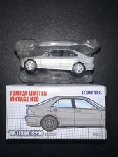 Tomica Limited NEO LV Hong Kong Exclusive '99 LEXUS IS200 Silver Tomytec