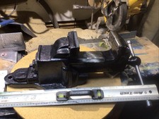 PARAMO Heavy Duty Quick Release Vice Working Good Condition